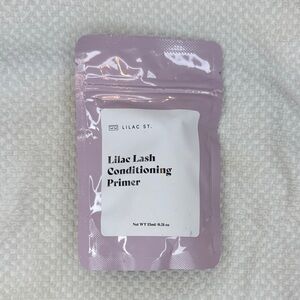 Lash Primer in Soft Purple